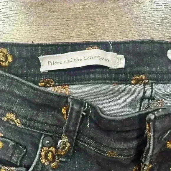 Anthropologie Pilcro Slim Straight Black Jeans with Floral Embroidery - Picture 9 of 11